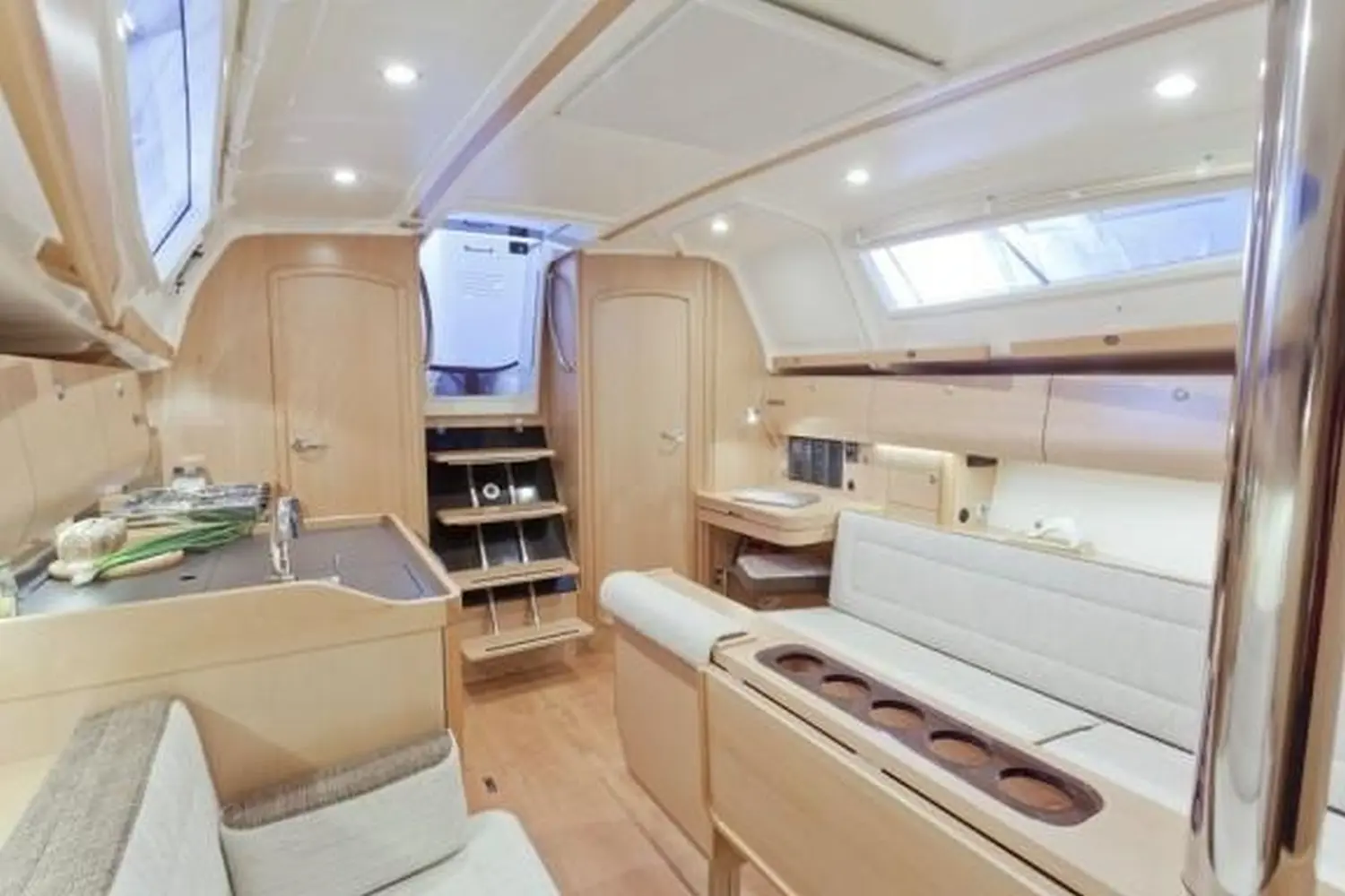 Trinity / Delphia 34 Yacht von Yachtschule Fehmarn