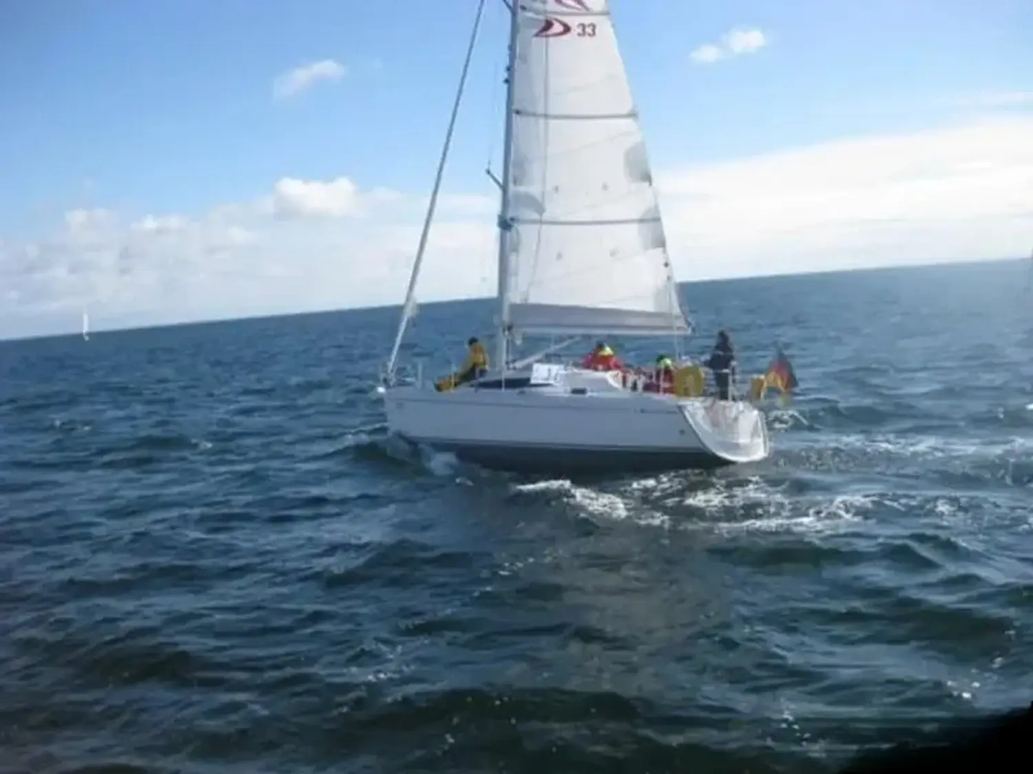 LUNA / Delphia 33.3 Yacht von Yachtschule Fehmarn